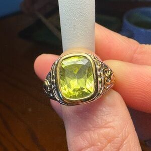 John Medeiros Green CZ Ring Size 7 Two Tone Gold Silver Statement Cocktail Ring